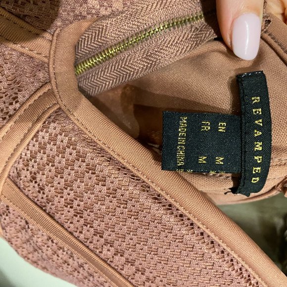 Blush Pink Lace Dress - Picture 3 of 3